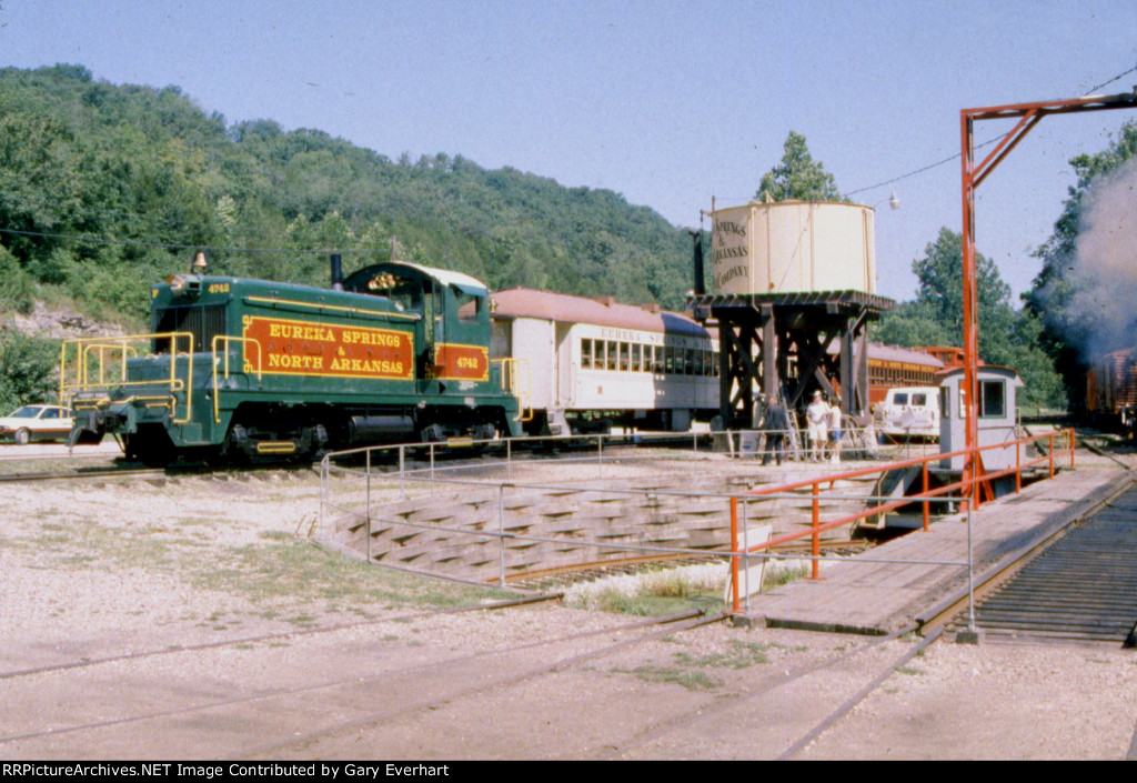 ESNA SW1 #4742 - Eureka Springs & Northern Arkansas